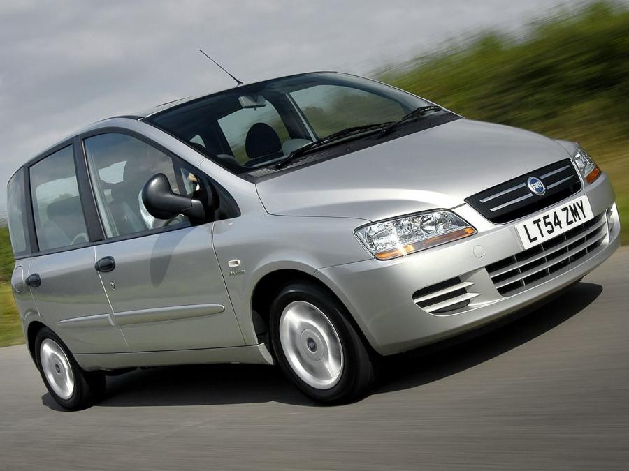  Fiat Multipla 2004 года  (UK) (фото 4 из 8)